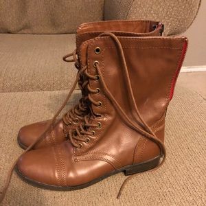 Ladies Lace Up Boots